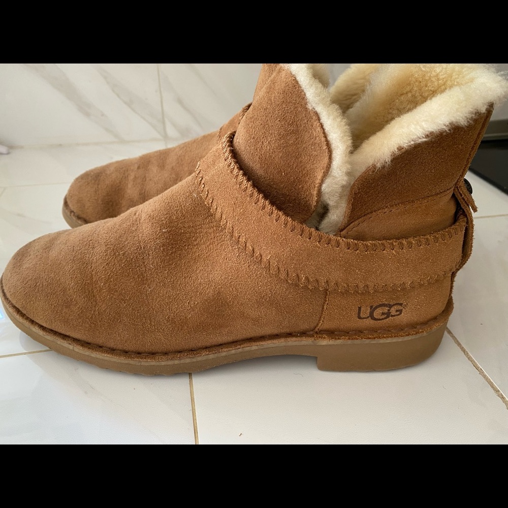 Ugg McKay Boots. Size 10.